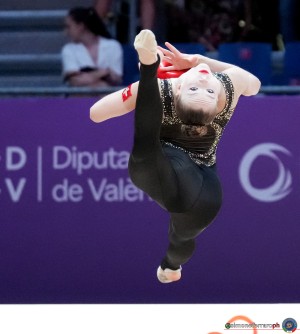 aa q demierre norah sui ph simone ferraro sfa05299 copia